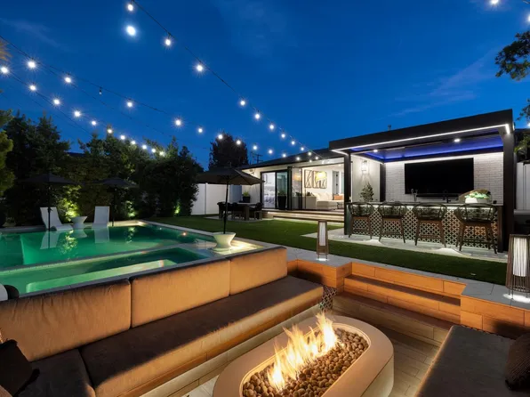 2219 Graham Ave, Redondo Beach, CA 90278