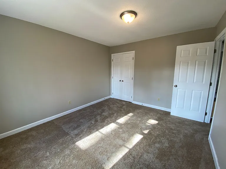 216 Woods Ream Dr — Photo 16