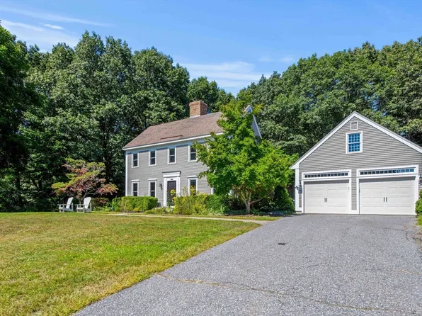 75 1/2 Pleasant Valley Rd, Amesbury, MA 01913