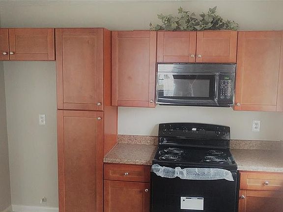 4th image of 14655 Lynnwood Dr
