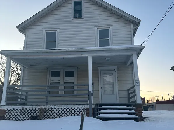 911 Garfield Ave SW, Canton, OH 44706