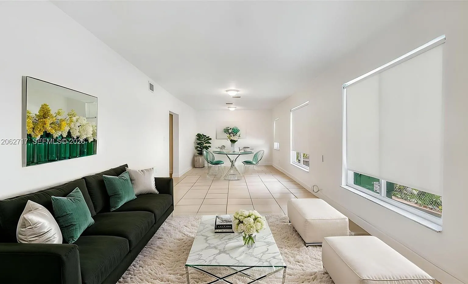 4 bed, 2827 sqft, $4,120 — Photo 1