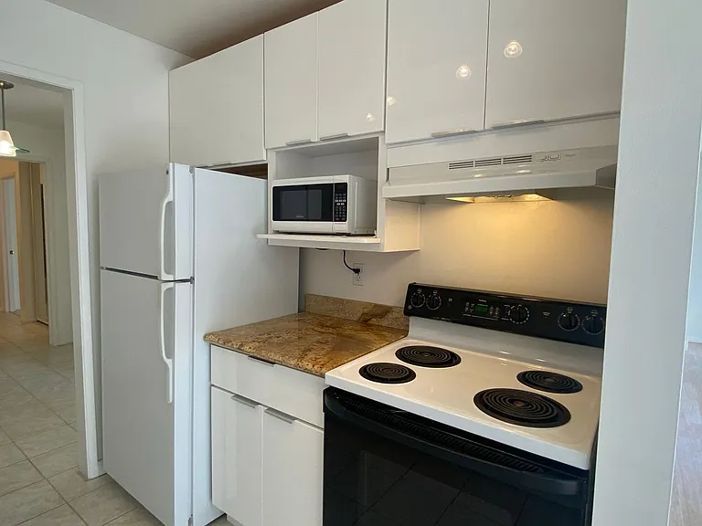 6 Admiral Dr #388 — Photo 7