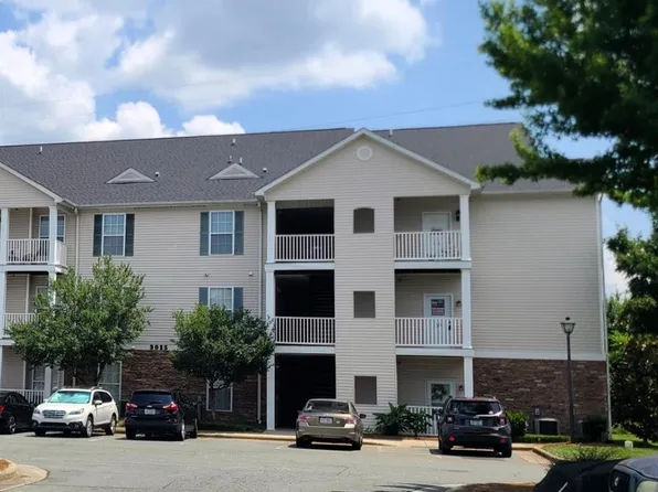 3015 Winston Dr APT 111, Burlington, NC 27215