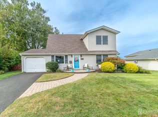 75 Boulevard W, Keyport, NJ 07735