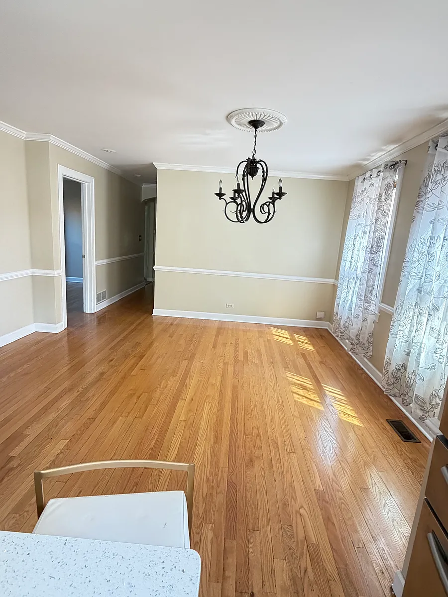 Building Photo - 4222 N Mulligan Ave #1