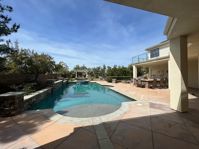4205 Hidden Oaks Dr — Photo 26