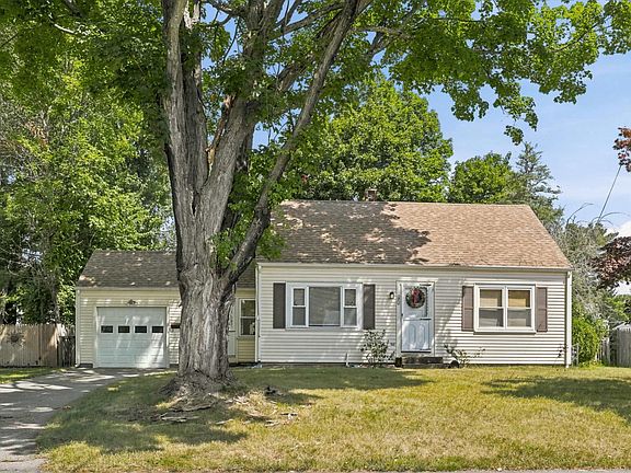 2nd image of 13 Fairfield Drive