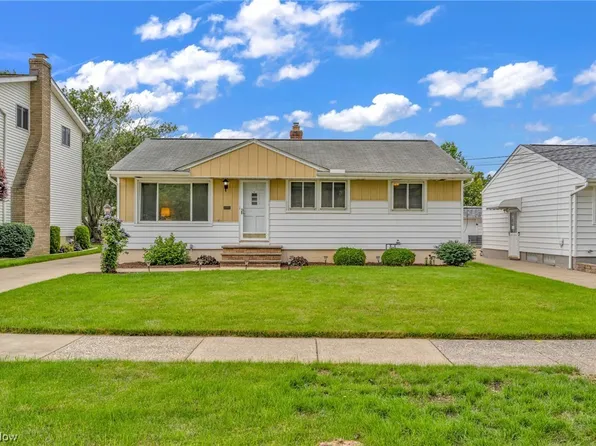 5084 W 150th St, Brookpark, OH 44142