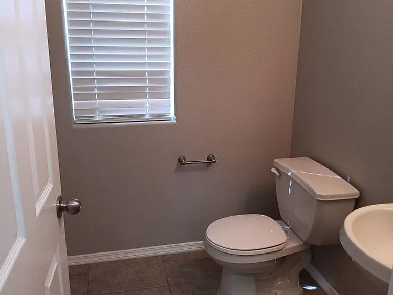 6523 Avenida Madrid NW — Photo 11