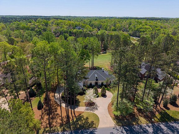 3rd image of 103 Carolina Club Dr