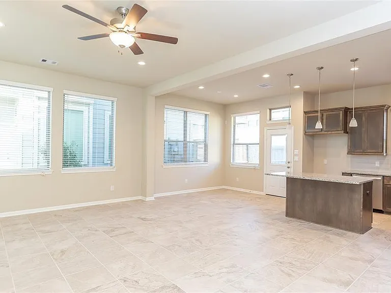 5546 Sallow Bay Ln — Photo 8