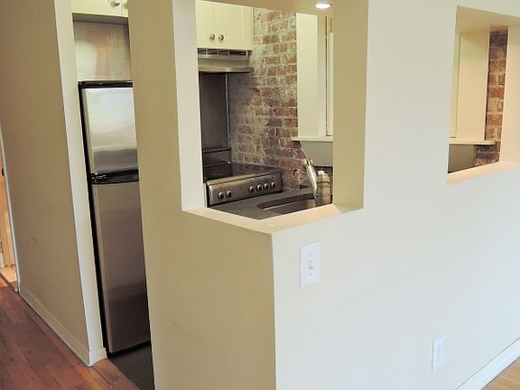 4th image of 331 W 21st St APT 3FE