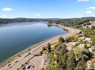 1643 Charleston Beach Rd W, Bremerton, WA 98312