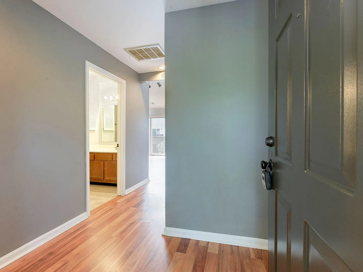 Check out this stunning Hunter's Run top floor condo that is unlike most rental homes you find to... — Photo 4