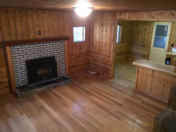 4th image of 52830 Woodland Dr