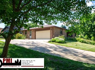 5501 S 68th St, Lincoln, NE 68516