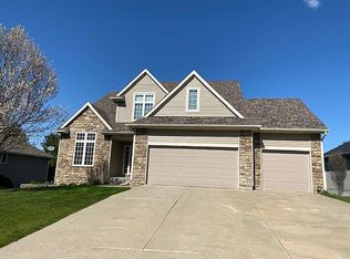 5529 Foxboro Rd, Johnston, IA 50131