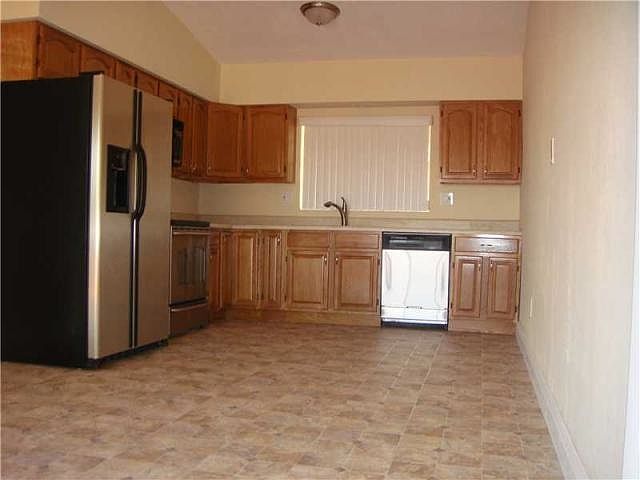 2nd image of 11025 SW 158th Ter
