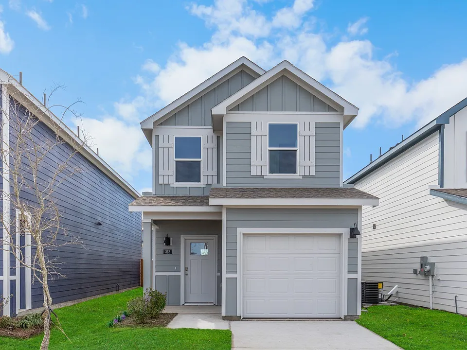 313 Tall Cedar Way