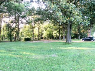 433 E State Road 8, Kouts, IN 46347