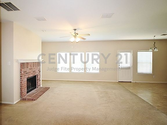 4th image of 8420 Ridge Creek Dr