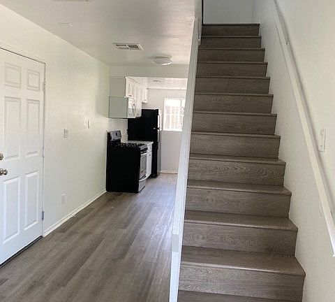 5th image of 8525 Saturn St APT 107