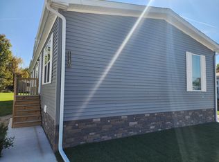 1140 Maple Leaf Ct SITE #17, Charlotte, MI 48813