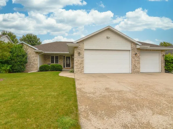 1429 Chesterfield Ct, Menasha, WI 54952
