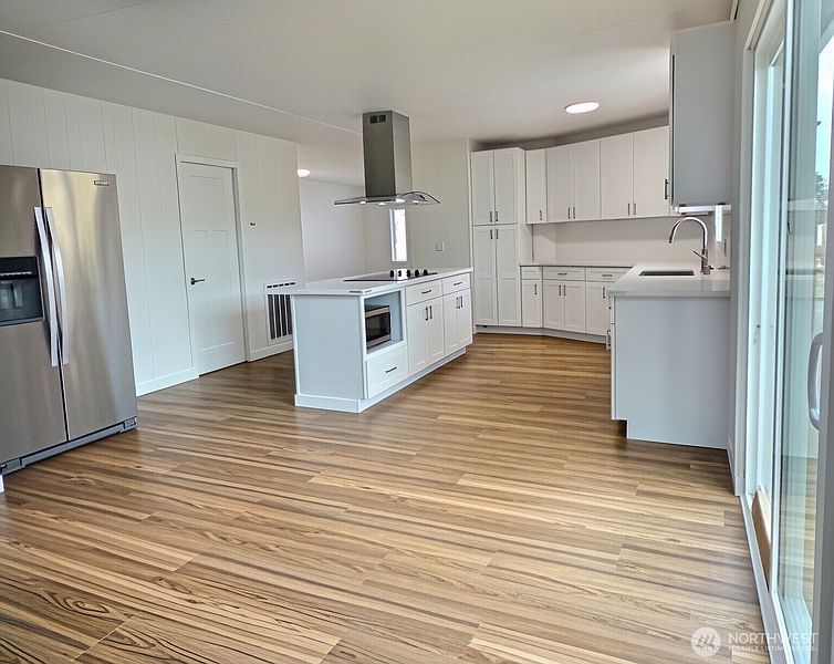 5th image of 15401 Washington Avenue SW #3