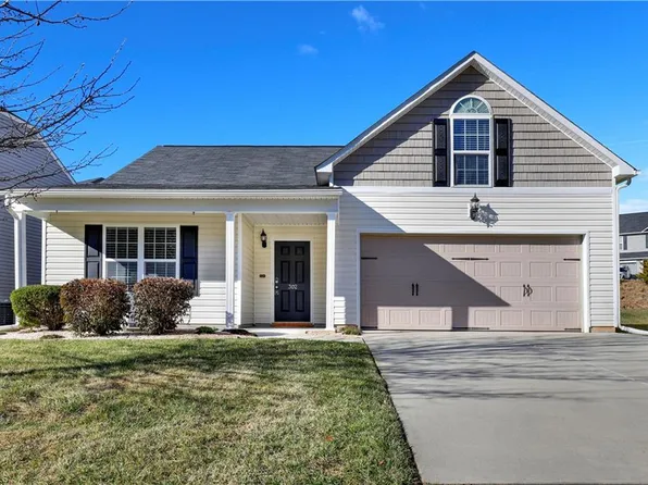 302 Trimble Dr, Gibsonville, NC 27249
