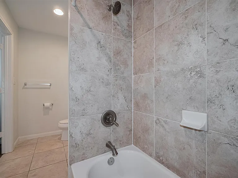 5333 Richmond Ave #25 — Photo 6