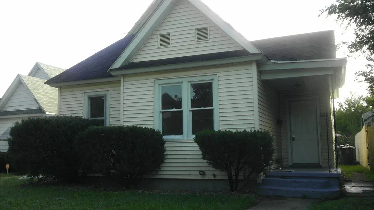Building Photo - 706 Laporte Ave