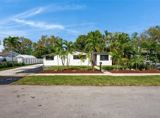 20510 NW 33rd Pl, Miami Gardens, FL 33056