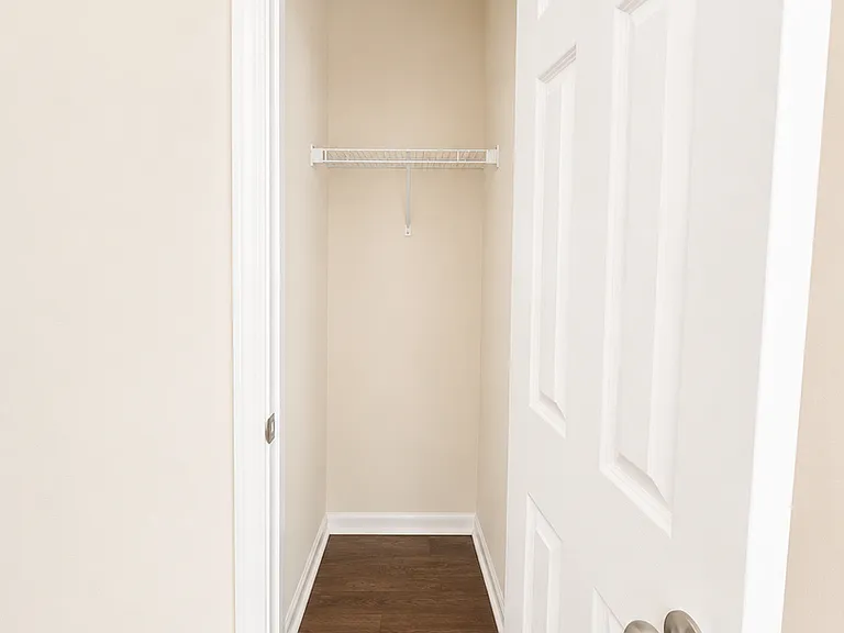 81 Roseberry Cir — Photo 12