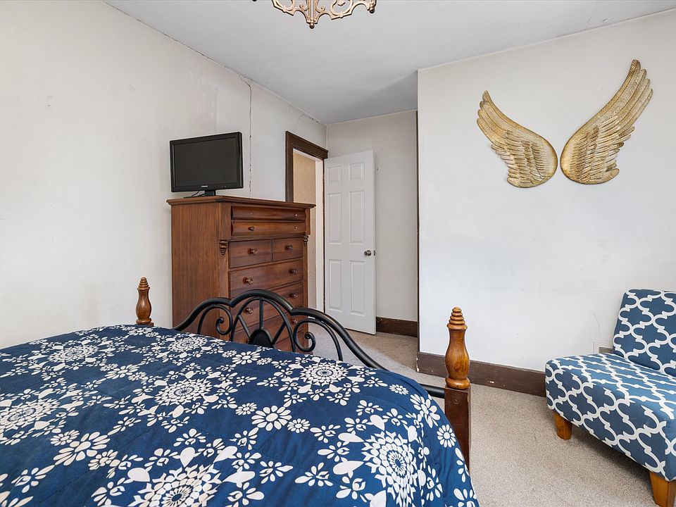 1023 Longfellow Ave, photo 13