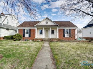 204 E 11th St, Genoa, OH 43430