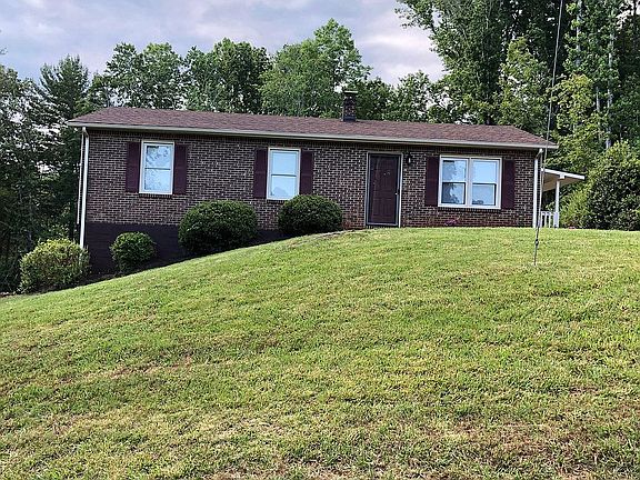 2nd image of 260 Huntington Hills Dr