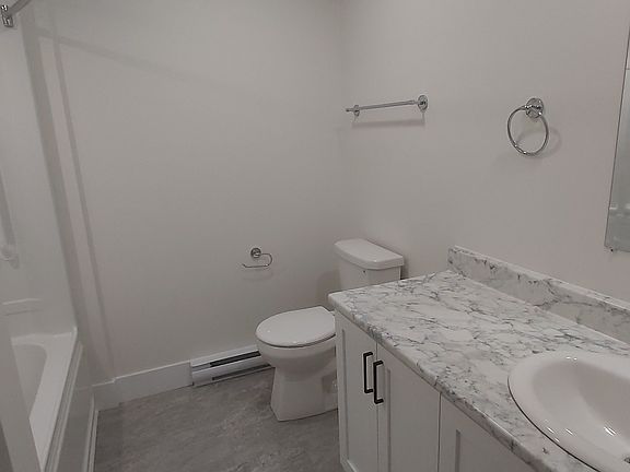 5th image of 40 Patience Ln #303