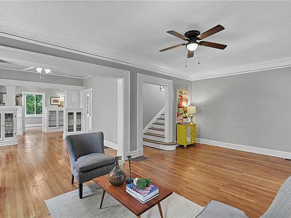 5th image of 3810 Benton Blvd