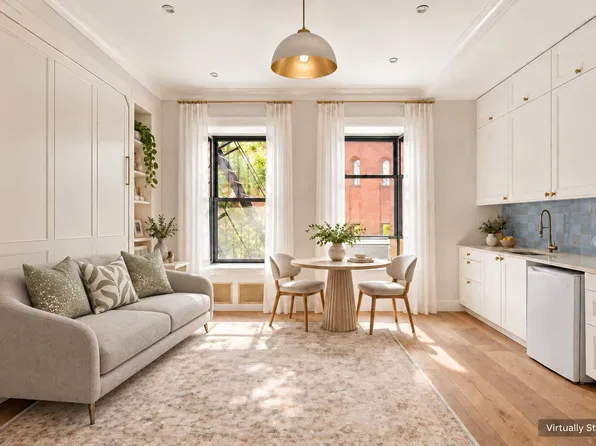 30 East 95th Street image 1 of 7