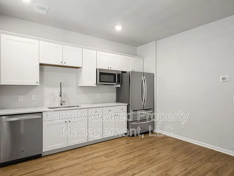 2048 Longhorn Ln — Photo 9
