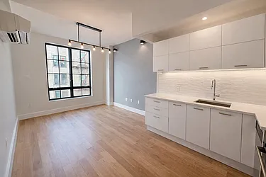 799 Crown Street, #2B