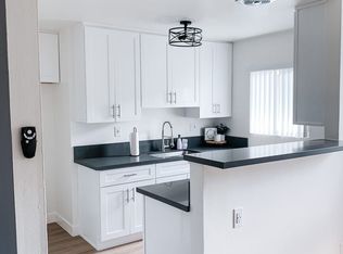 100 E Montwood Ave #15, La Habra, CA 90631