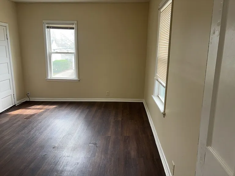 20547 Fuller Ave — Photo 17