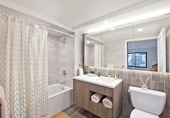 5th image of 387 Bleecker St APT 3D