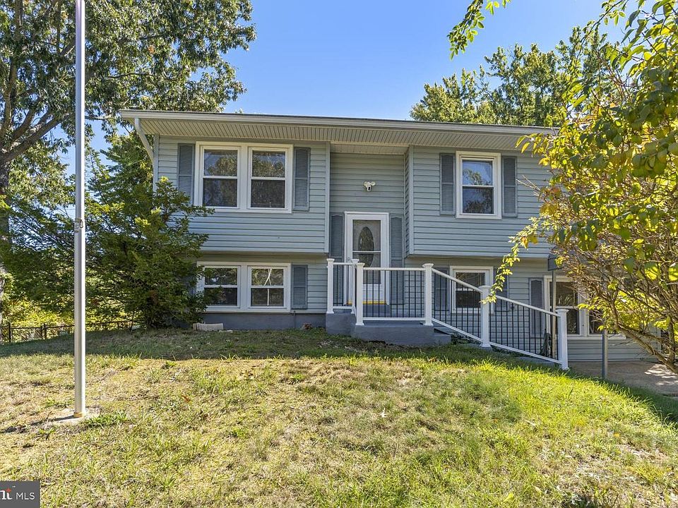 1st image of 1015 Floyd Ave