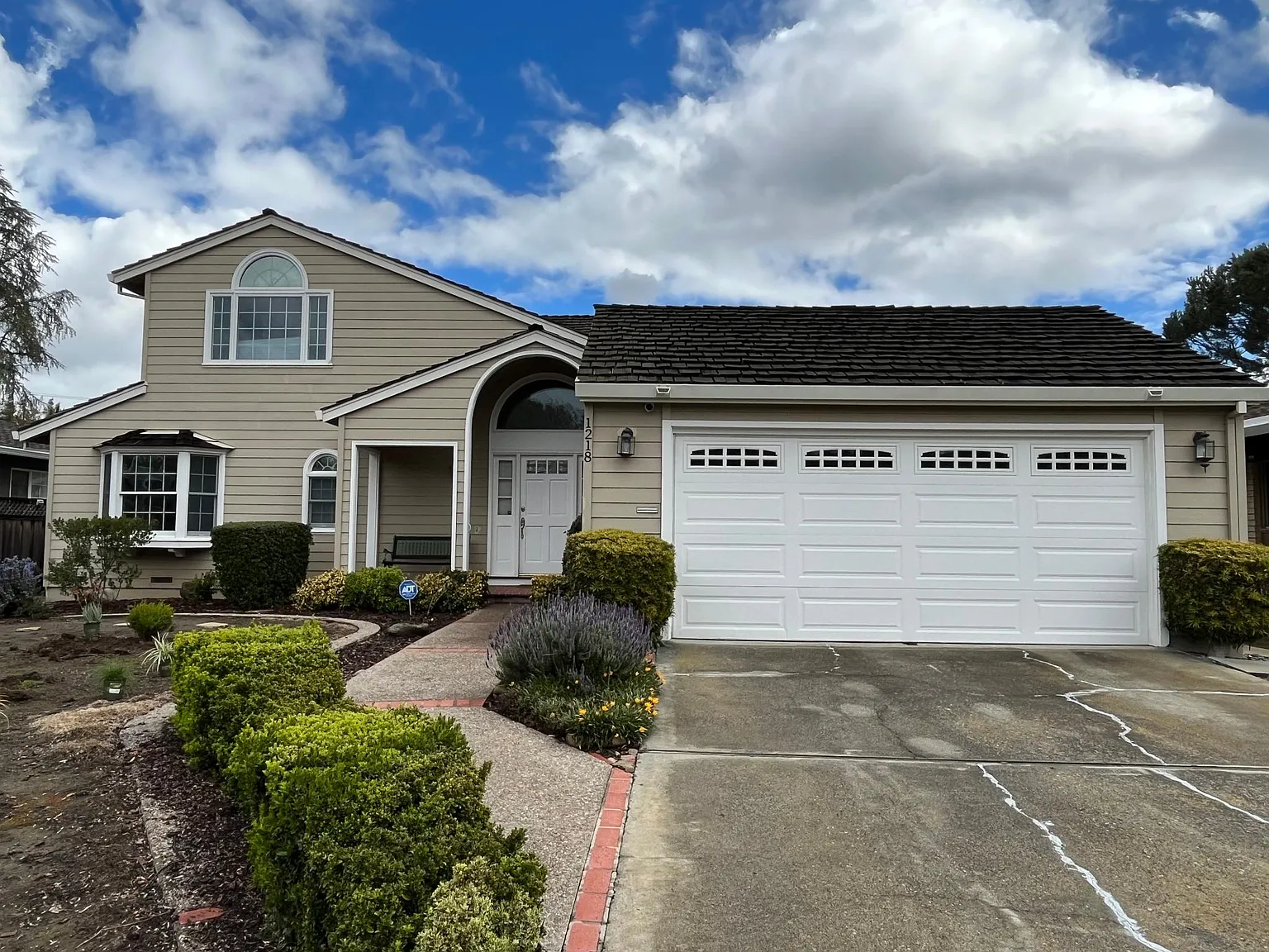1218 Belknap Ct photo 1