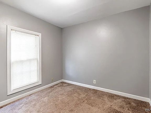 221 Lexington Ave APT 2, Buffalo, NY 14222 | Zillow
