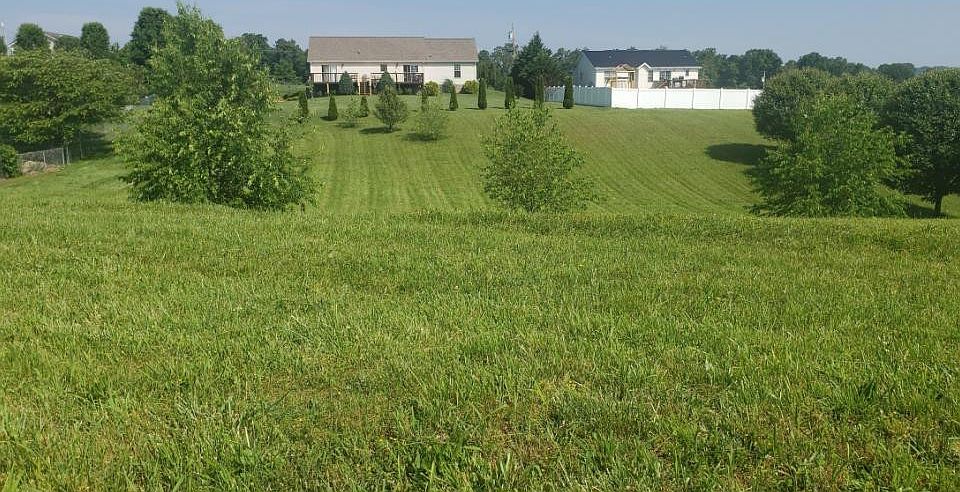 2nd image of 1030 Mountain Meadows Dr